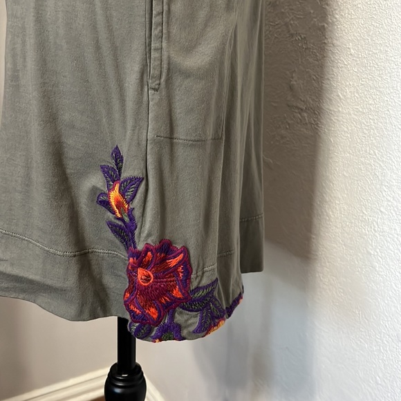 Johnny Was V Neck Embroidered Long Sleeve Elastic Waist Mini Dress Olive Size S - Picture 3 of 9